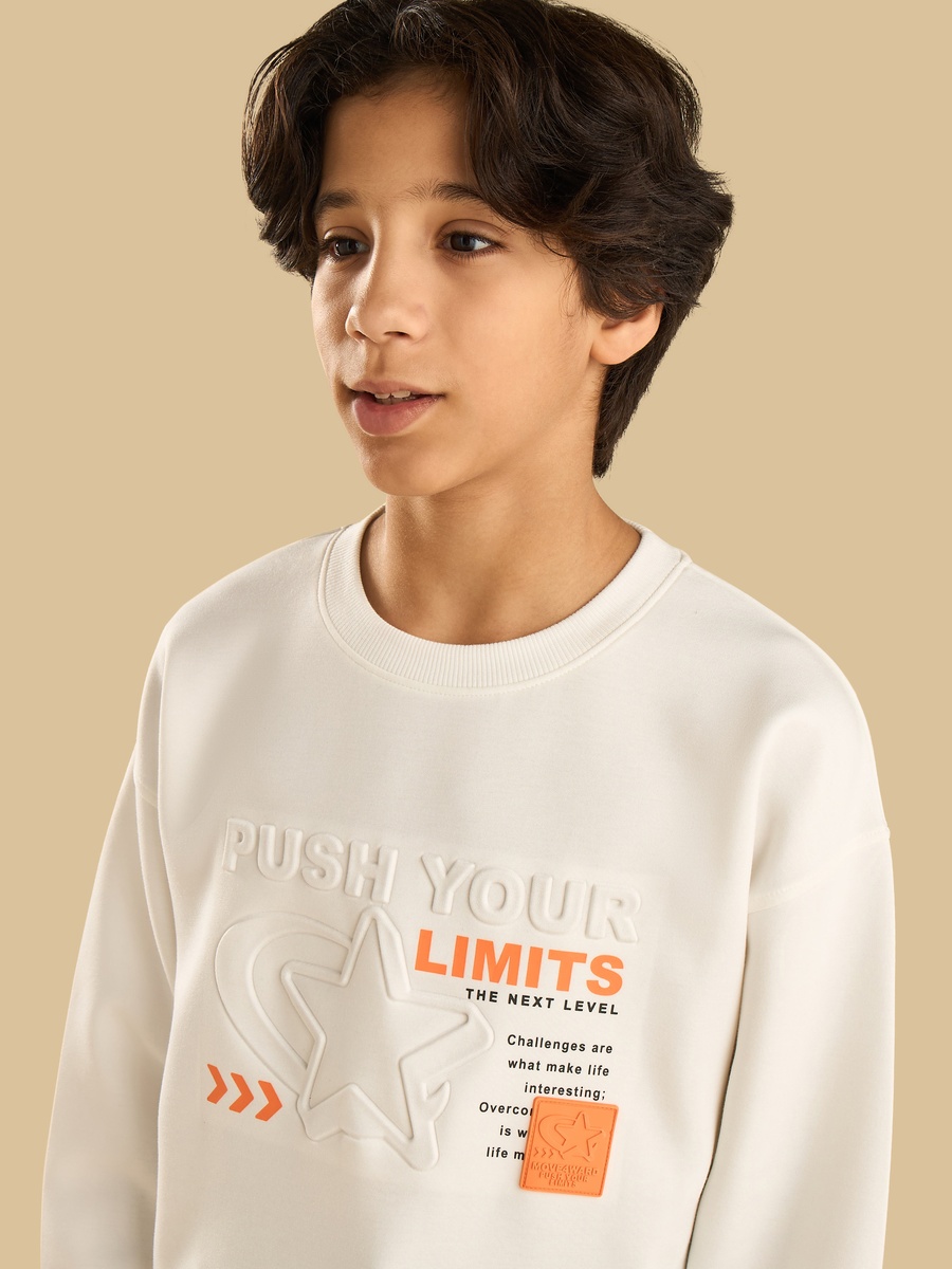 سويت شيرت بنقوش شعار