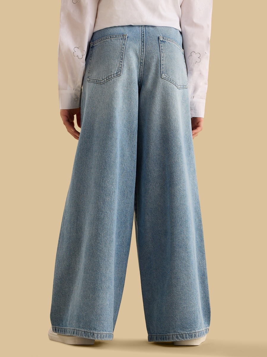 Peanuts Print Wide Leg Jeans