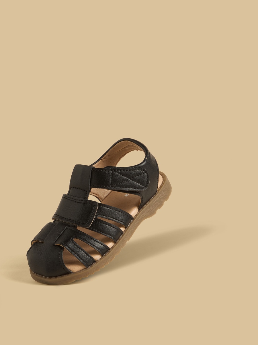 Fisherman Sandals with Hook and Loop Closure
