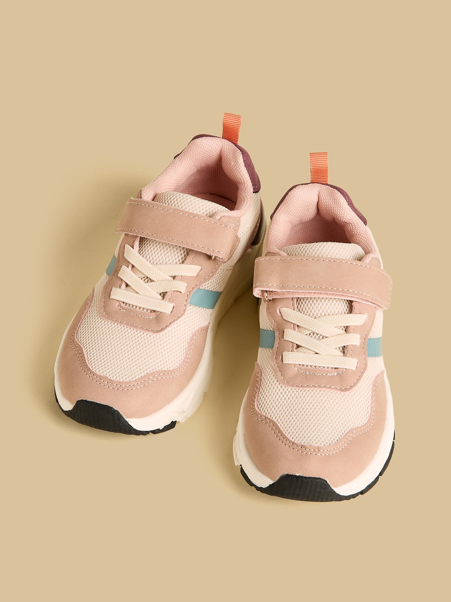 Panelled Sports Shoes with Hook and Loop Closure