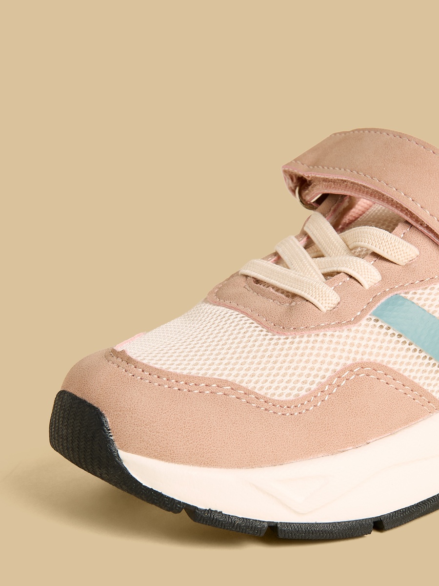 Panelled Sports Shoes with Hook and Loop Closure