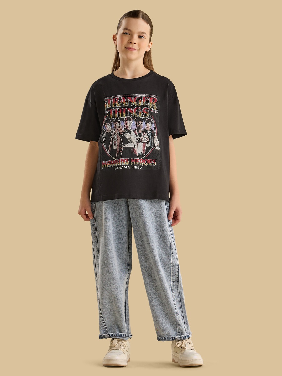 Stranger Things Print Oversized T-Shirt