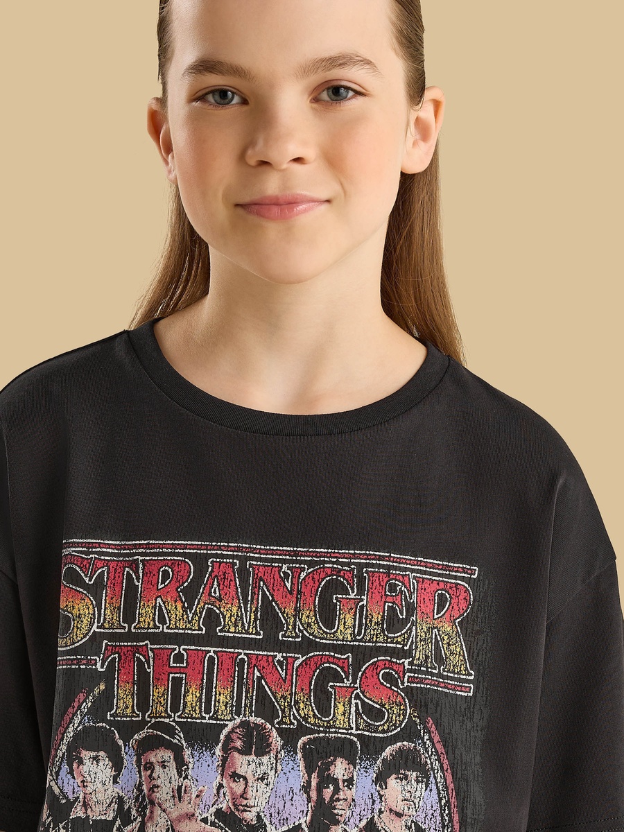 Stranger Things Print Oversized T-Shirt