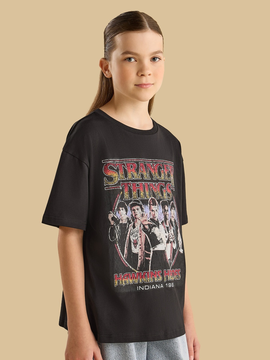Stranger Things Print Oversized T-Shirt