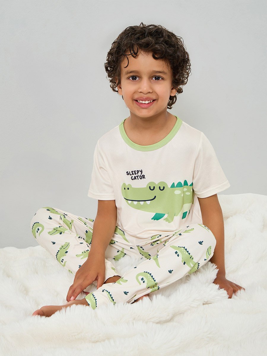 Boys Graphic Print Short Sleeve T-Shirt with Pyjama Set