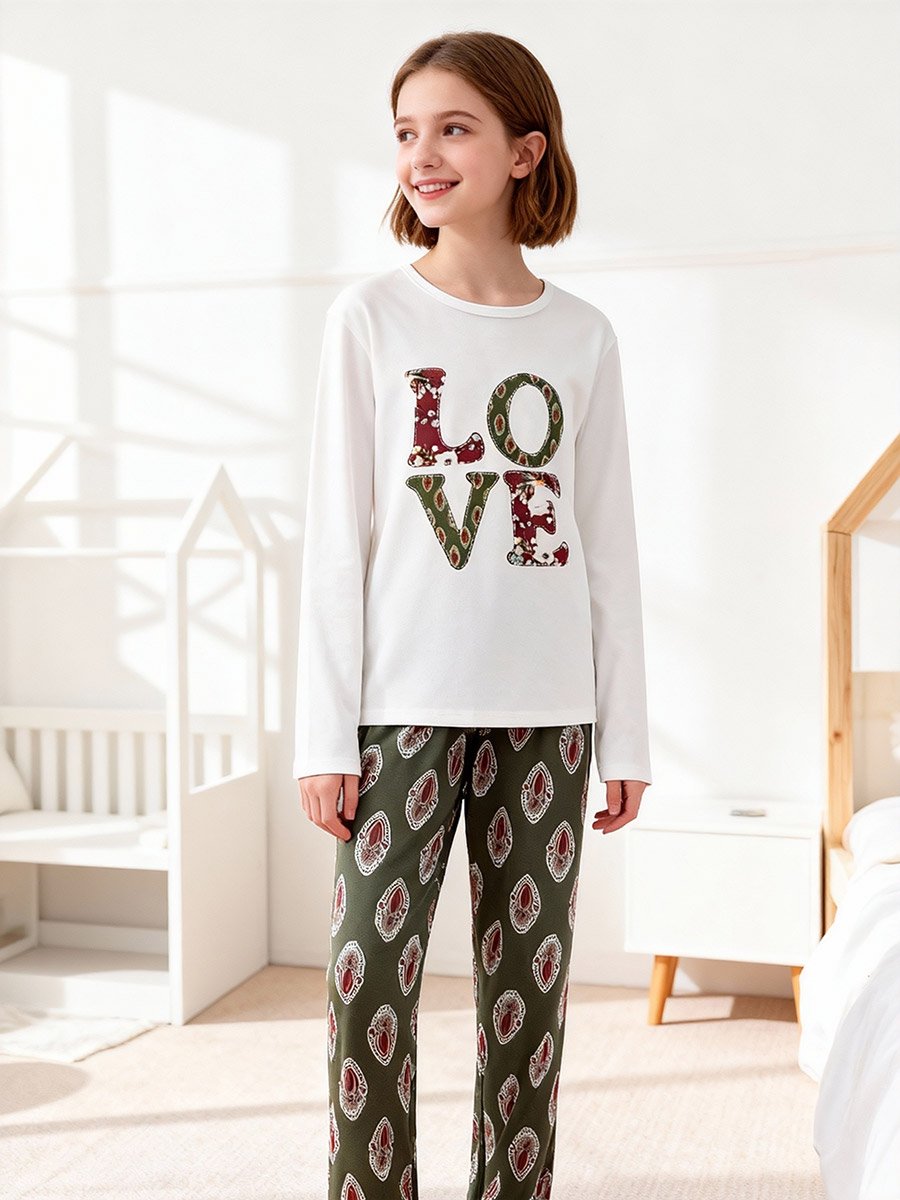 Girls Text Print Round Neck Top and Printed Pyjama Set