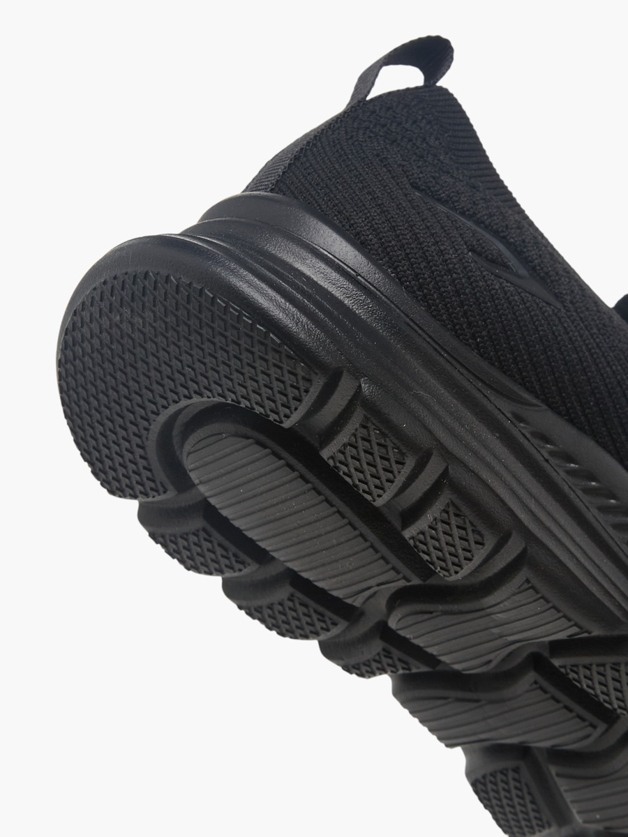 Slip-On Sports Shoes