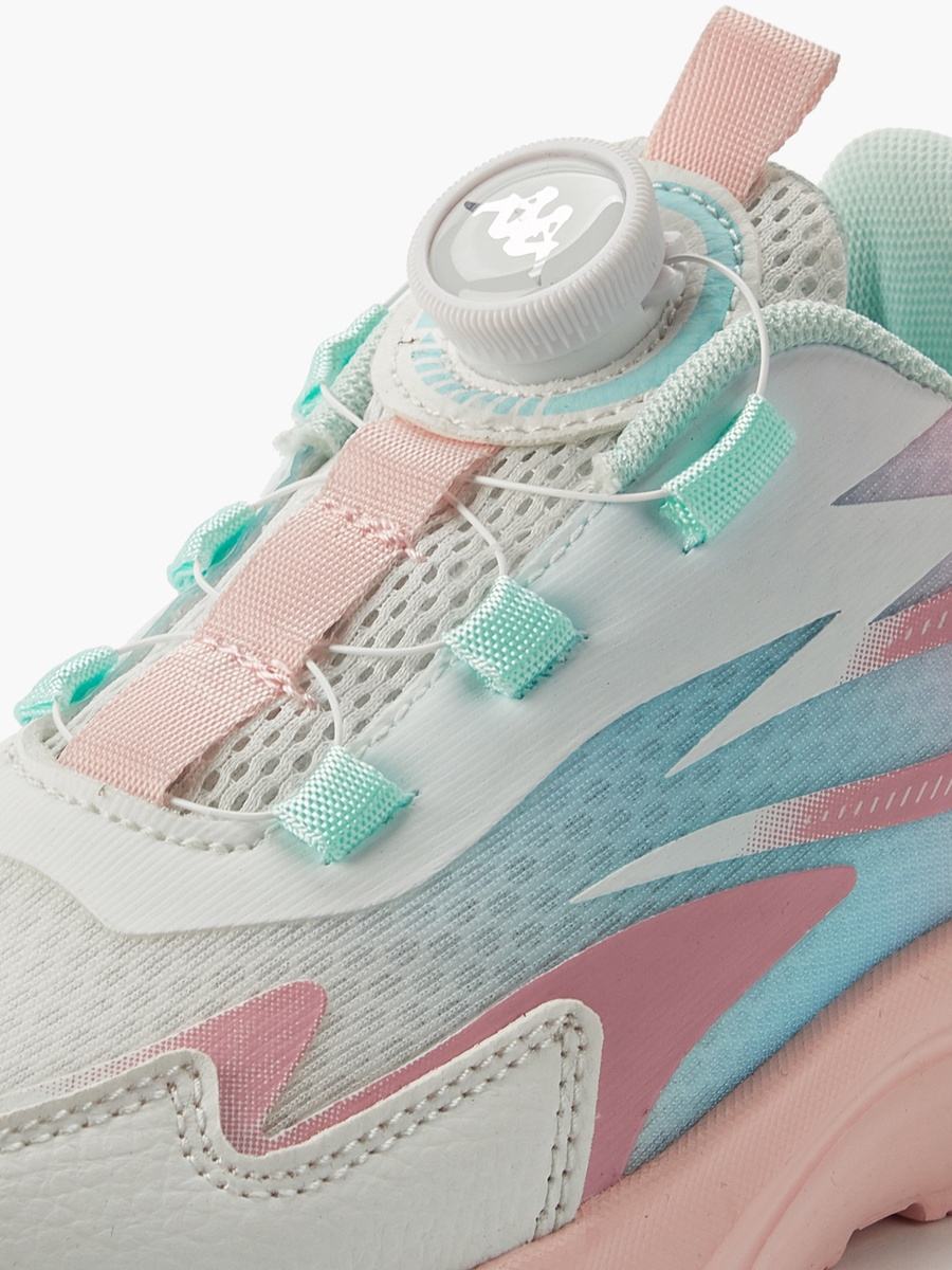 Rotating Buckle Sports Shoes