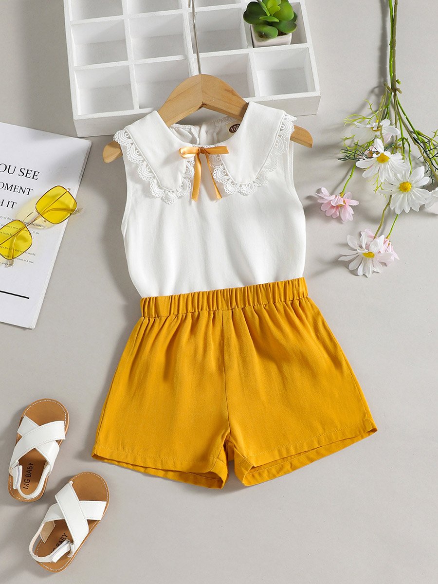 Girls Lace Neckline Sleeveless Top and Shorts Set