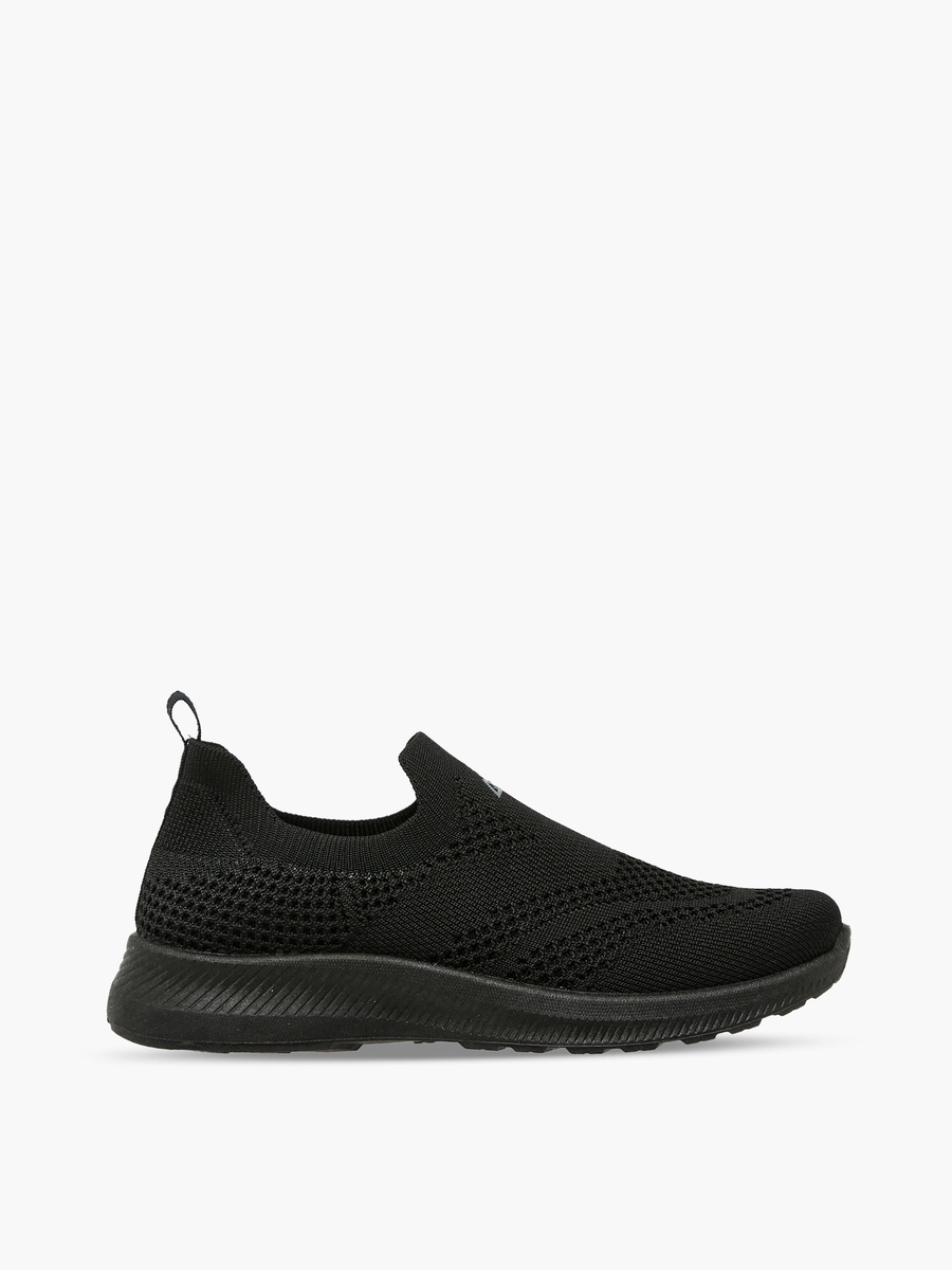 Slip-On Sports Shoes