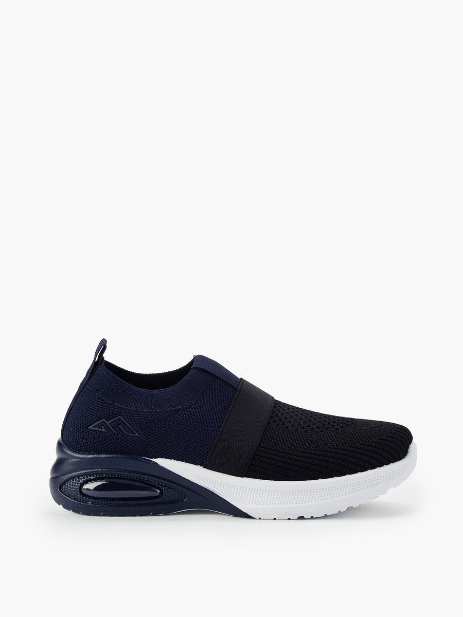 Slip-On Sports Shoes