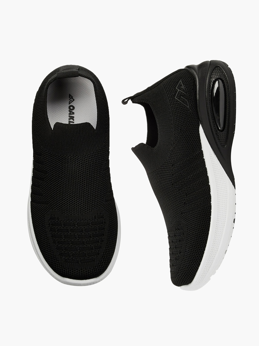 Slip-On Sports Shoes