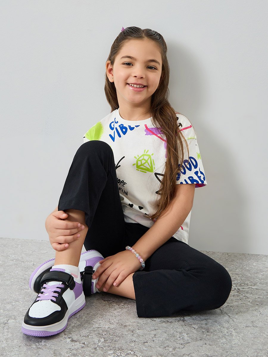 Girls Graphic Print T-Shirt and Flared Leggings Set