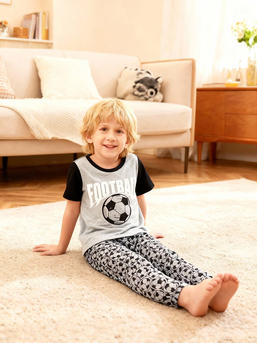 Boys Graphic Print T-Shirt and Pyjama Set