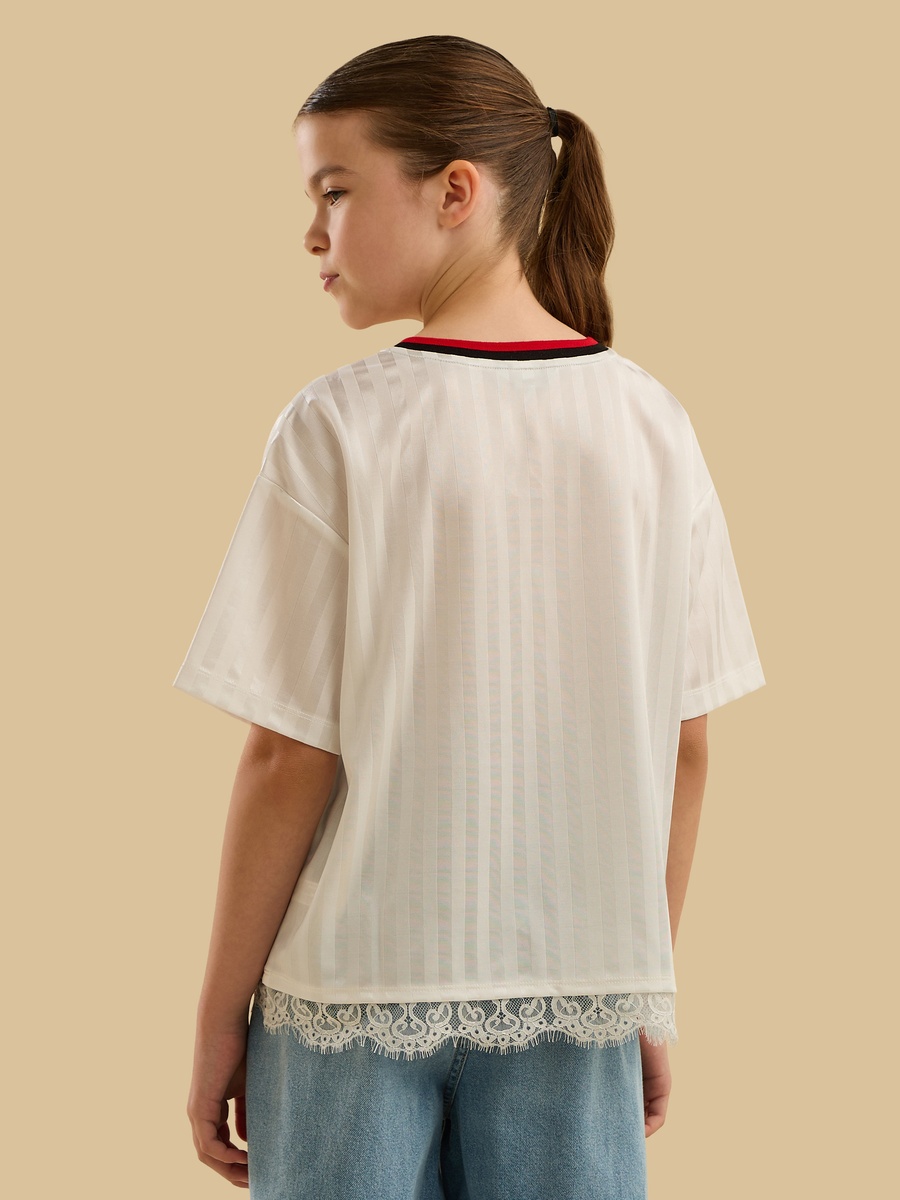 Lace Trim V Neck T-Shirt