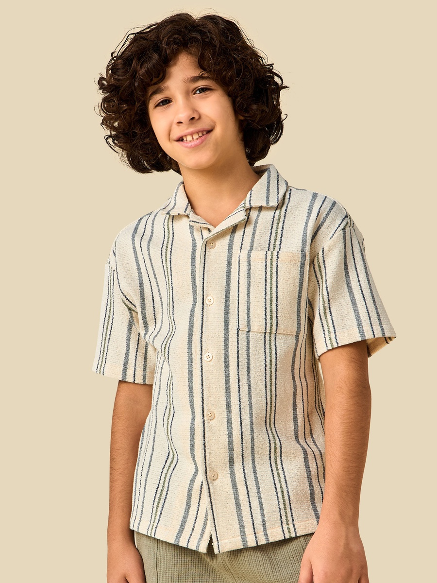 Short Sleeves Shirt with Stripes