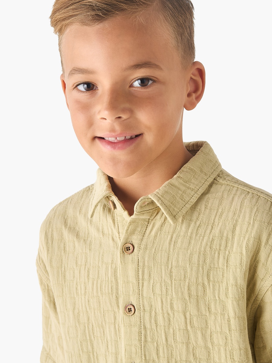 Short Sleeves Shirt with Textured Design