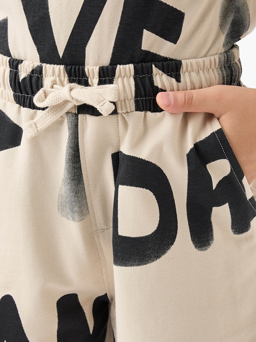 Drawstring Waist Shorts with Pockets