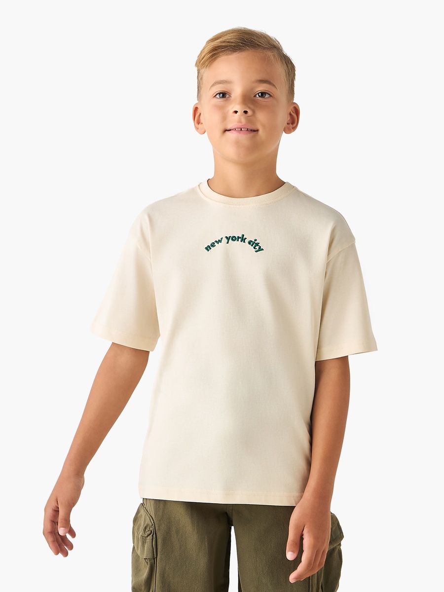 Crew Neck Short Sleeves T-Shirt with Graphic Print