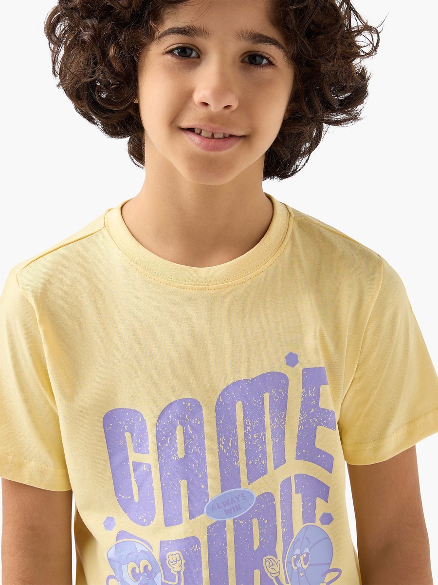 Crew Neck Short Sleeve T-Shirt with Graphic Print