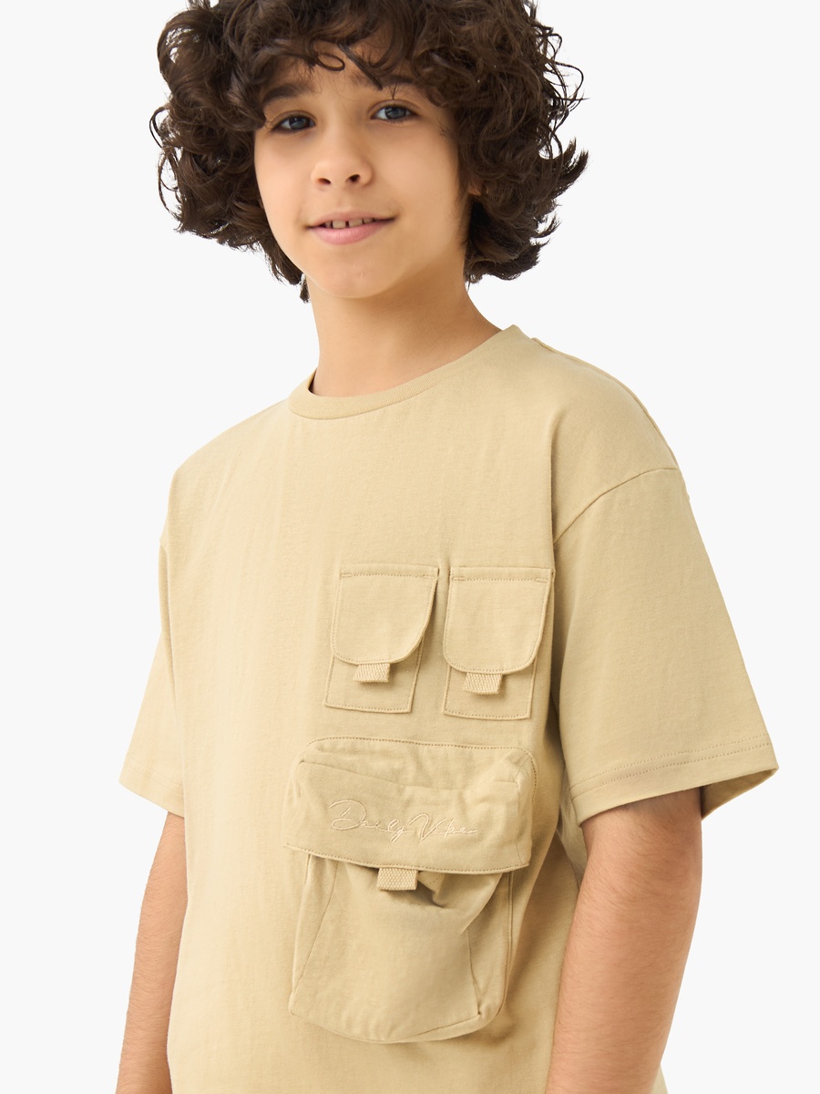 Crew Neck Short Sleeves T-Shirt with Pockets