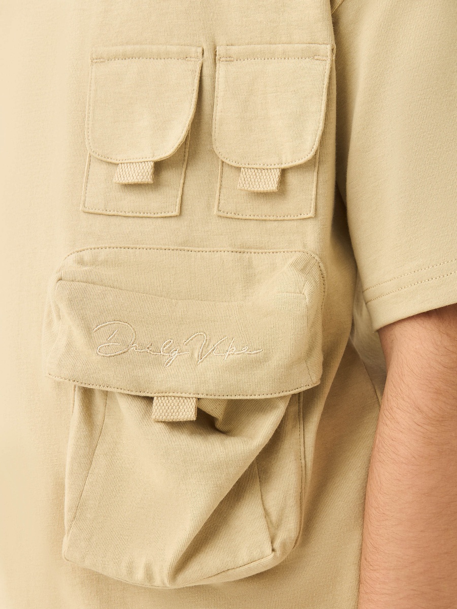Crew Neck Short Sleeves T-Shirt with Pockets