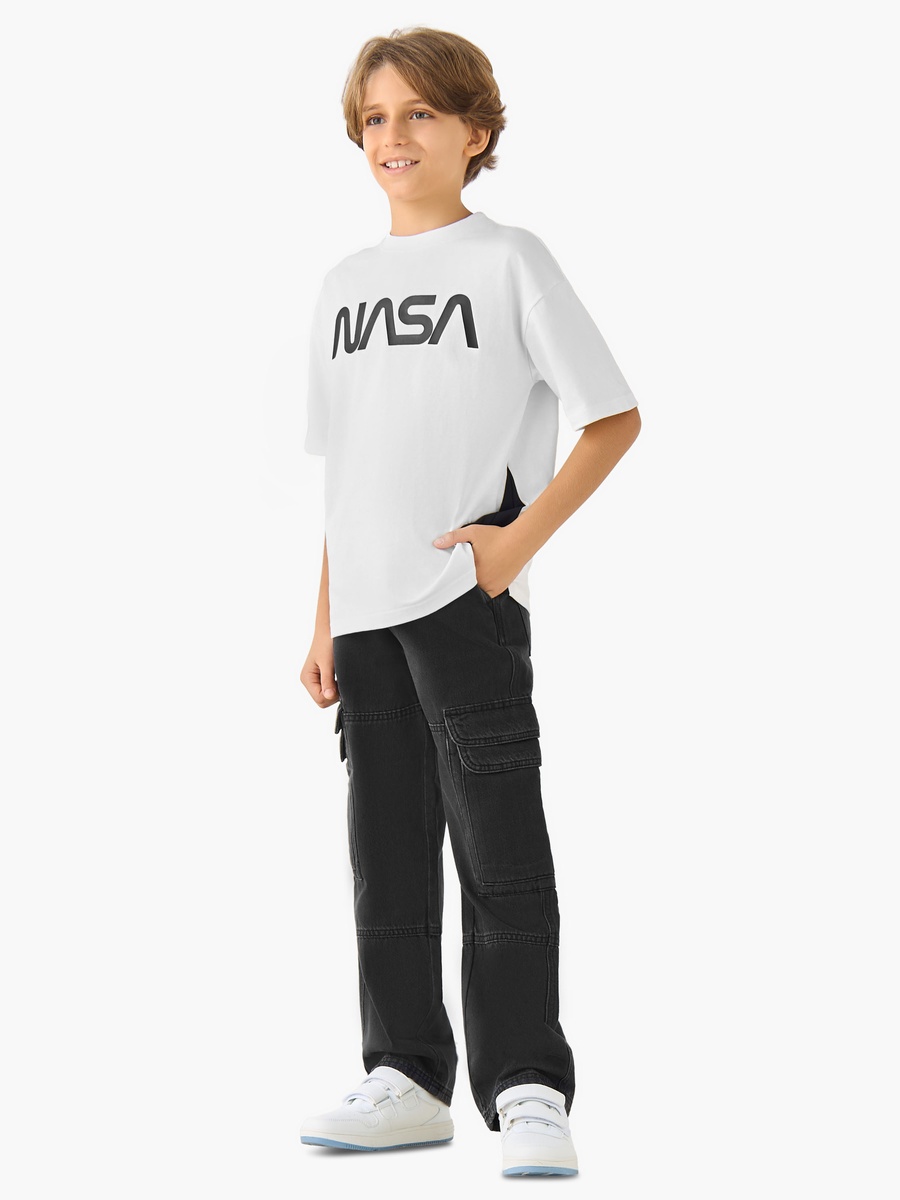 Crew Neck Short Sleeves T-Shirt with Typographic Print