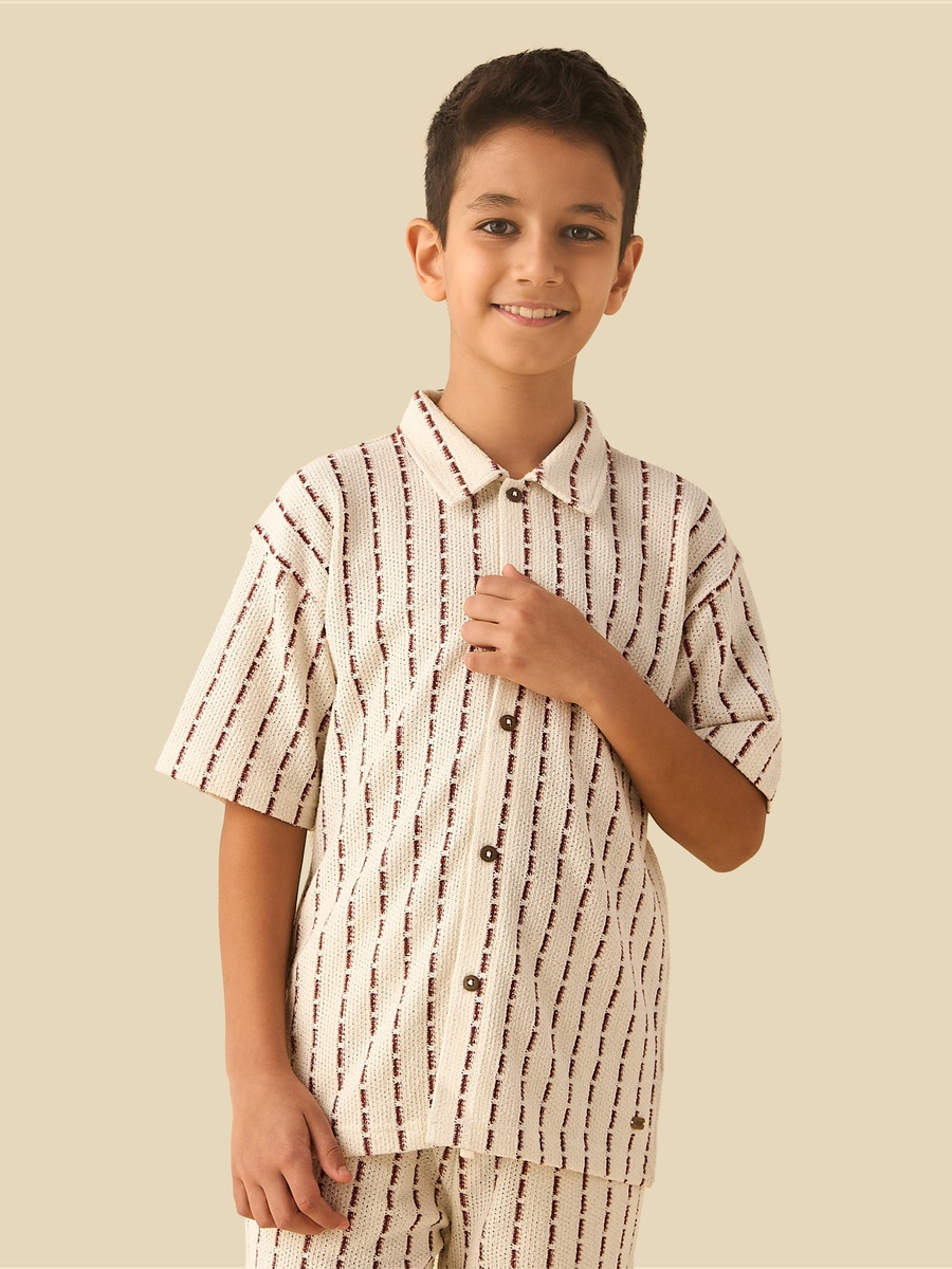 Collared Short Sleeves Shirt and Shorts Set with Stripes