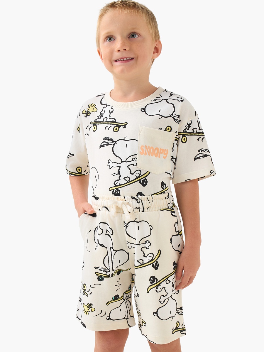 Round Neck Short Sleeves T-Shirt and Shorts Set with Pockets