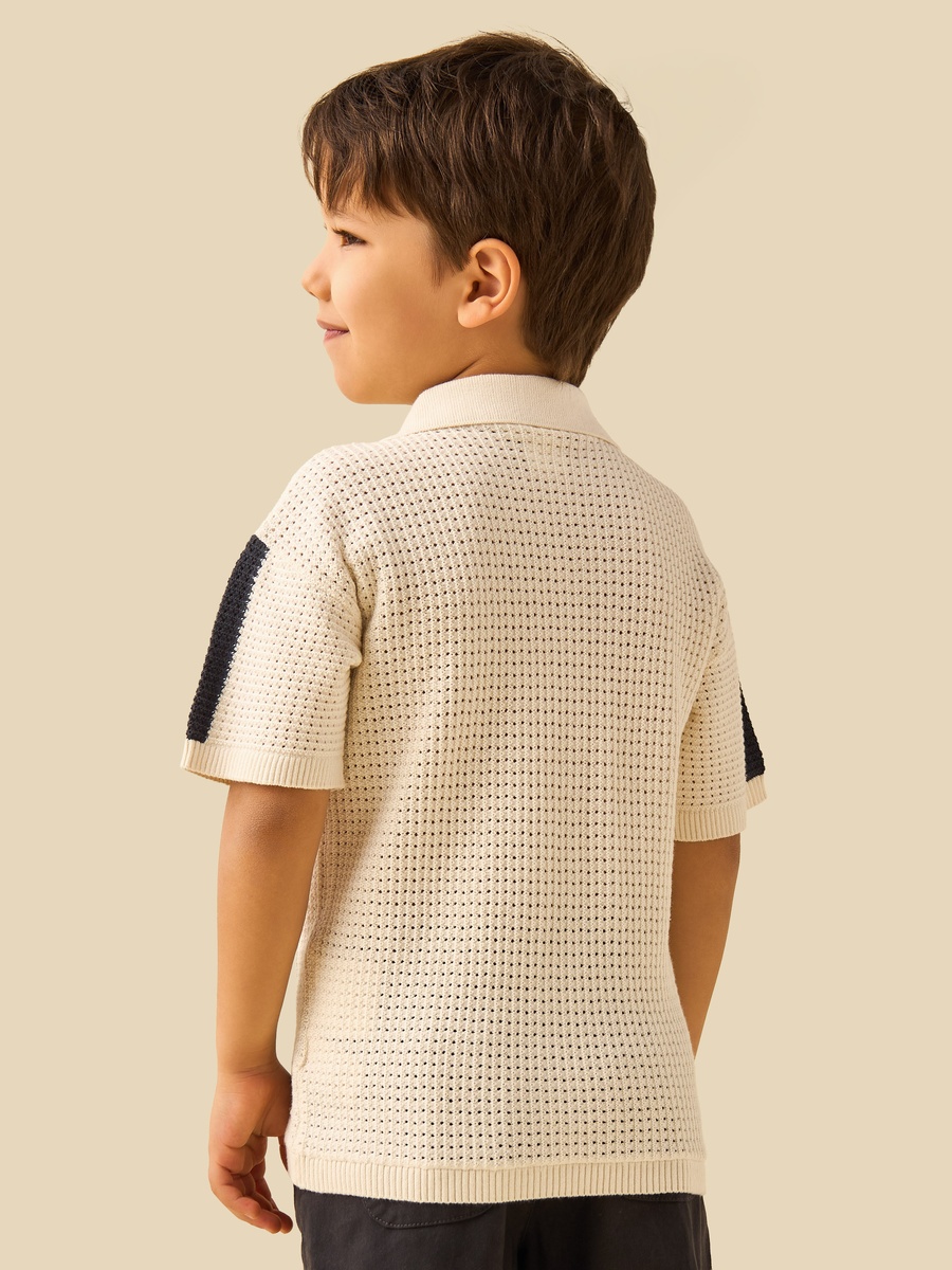 Short Sleeves Shirt with Stripe Texture