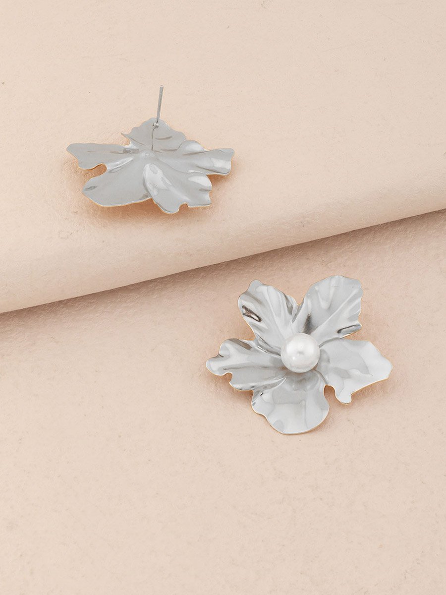 Flower Faux Pearl Earrings