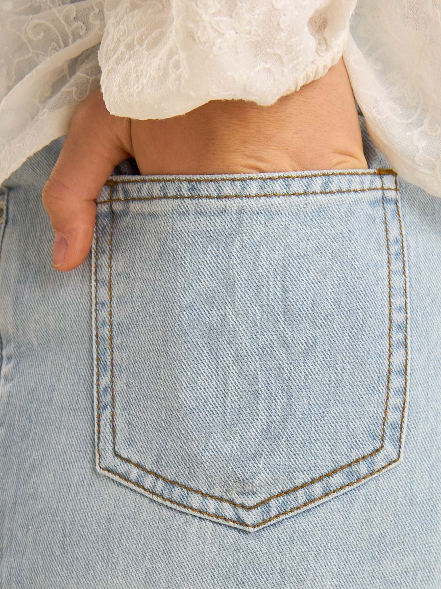 Floral Embroidered Straight Fit Jeans