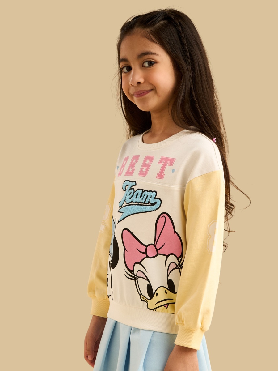 Minnie Mouse and Daisy Duck Print Sweatshirt