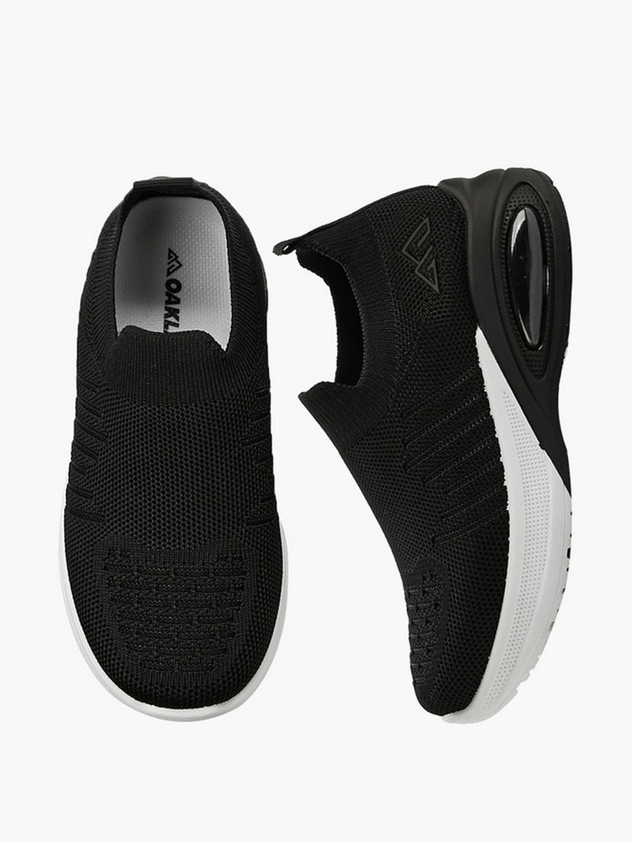 Slip-On Sports Shoes