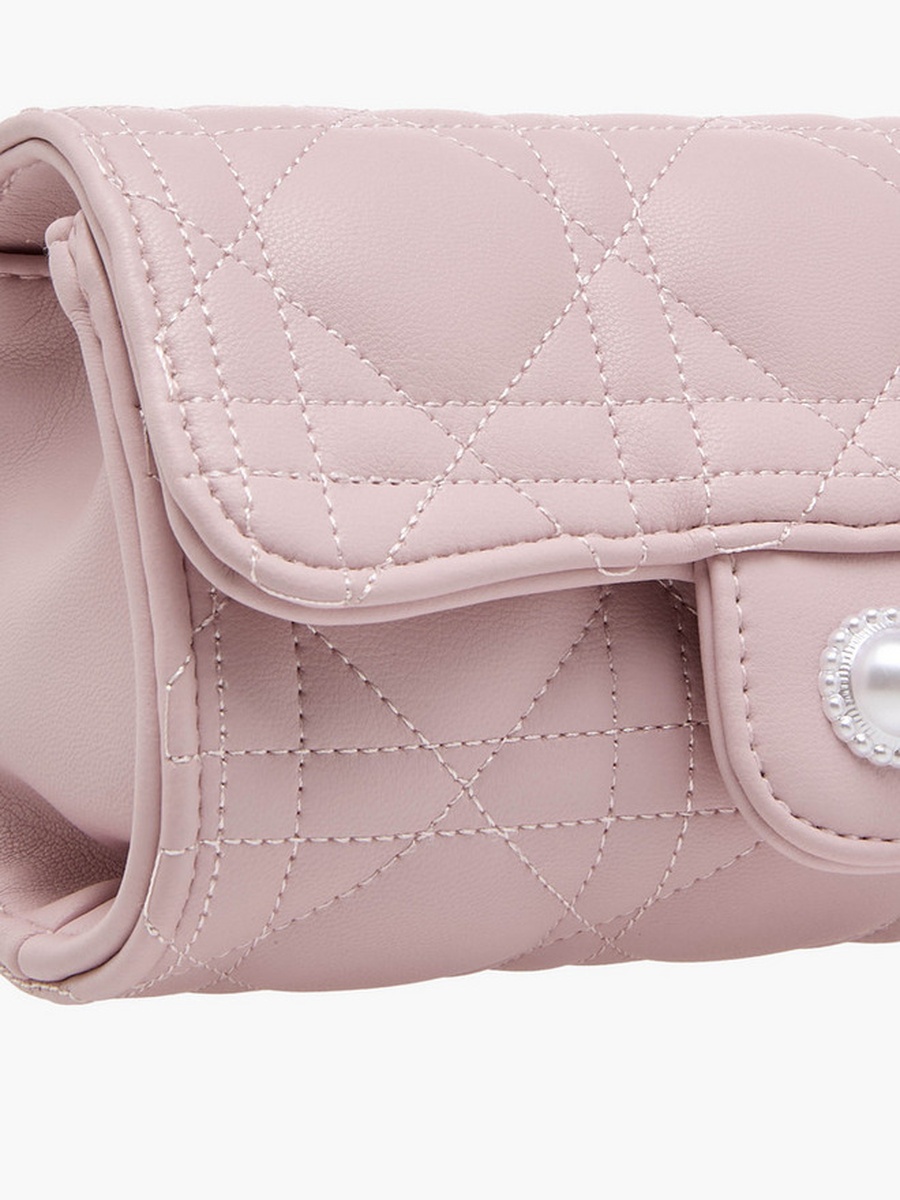 Quilted Crossbody Bag with Chain Strap  -  W 15 x  D 6.5 x  H 8 cm