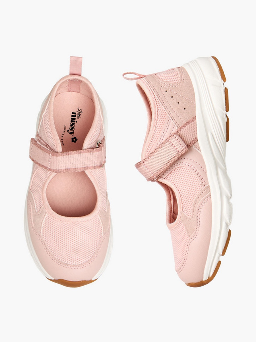 Hook and Loop Sports Shoes