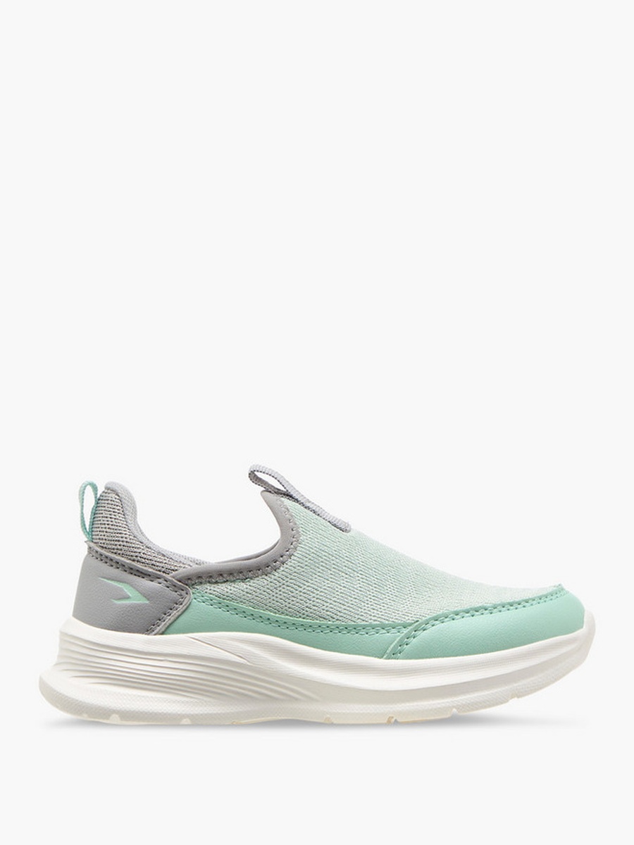 Slip-On Sports Shoes