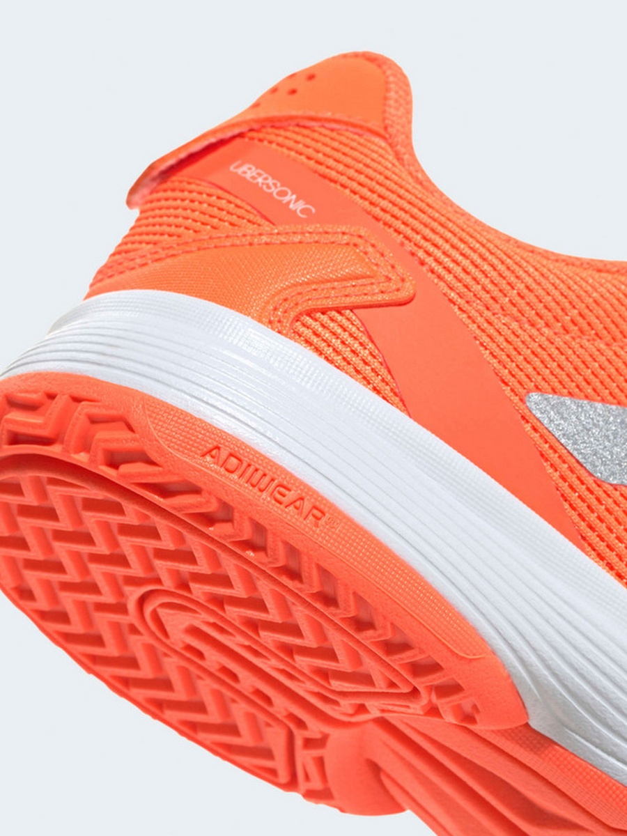 Ubersonic Lace-Up Tennis Shoes