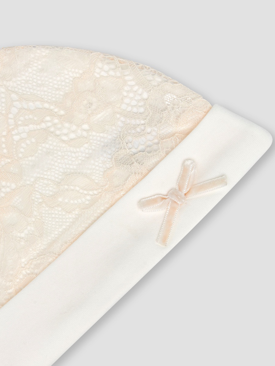 Cap with Lace Detail