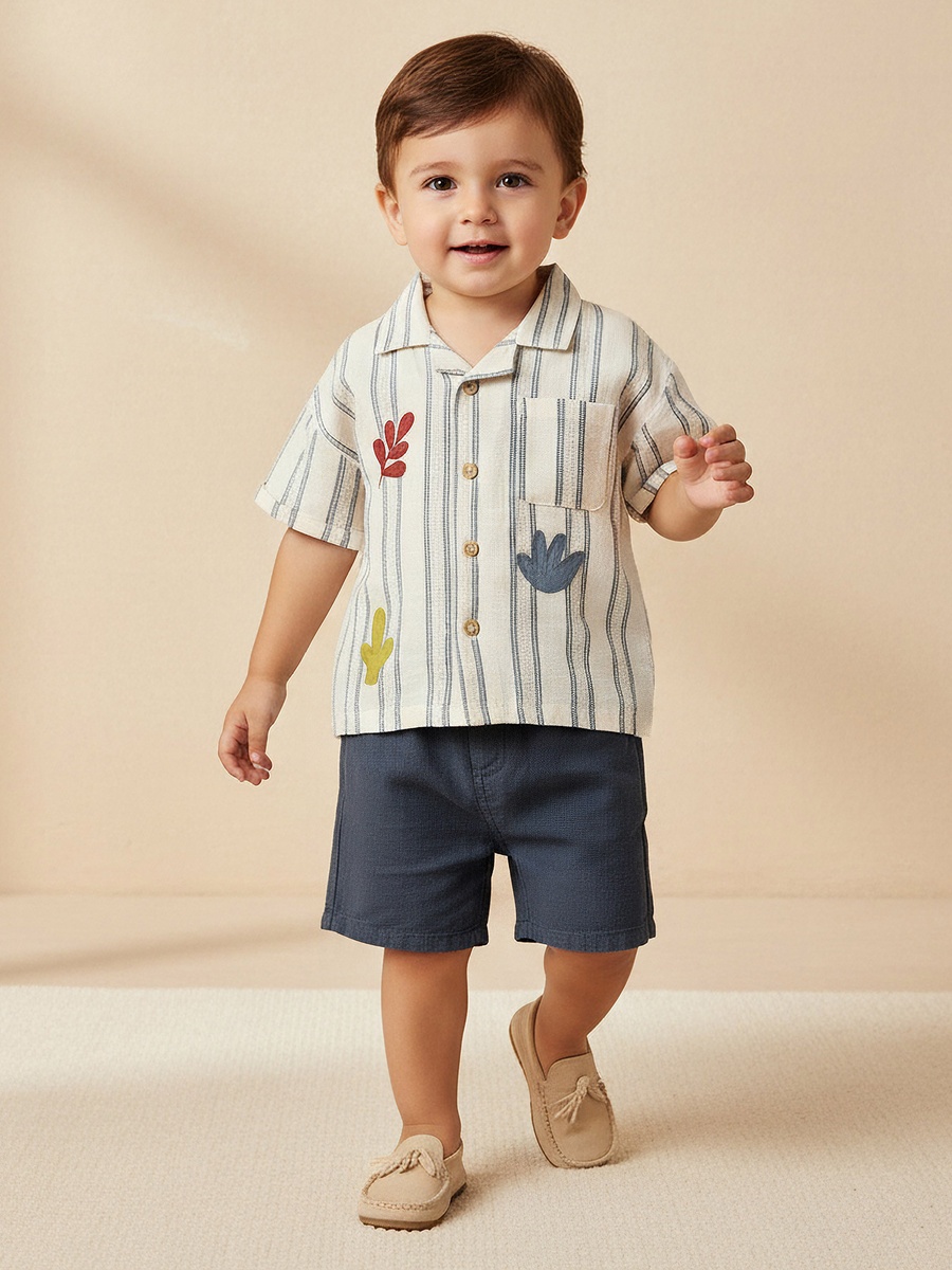 Collared Neck Short Sleeves Shirt and Shorts Set with Pockets
