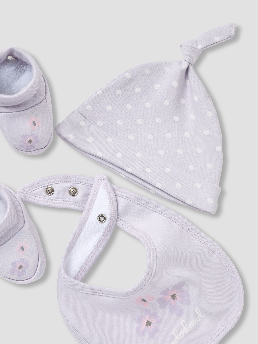 Set of 8 Clothing Gift Set with Snap Button Closure