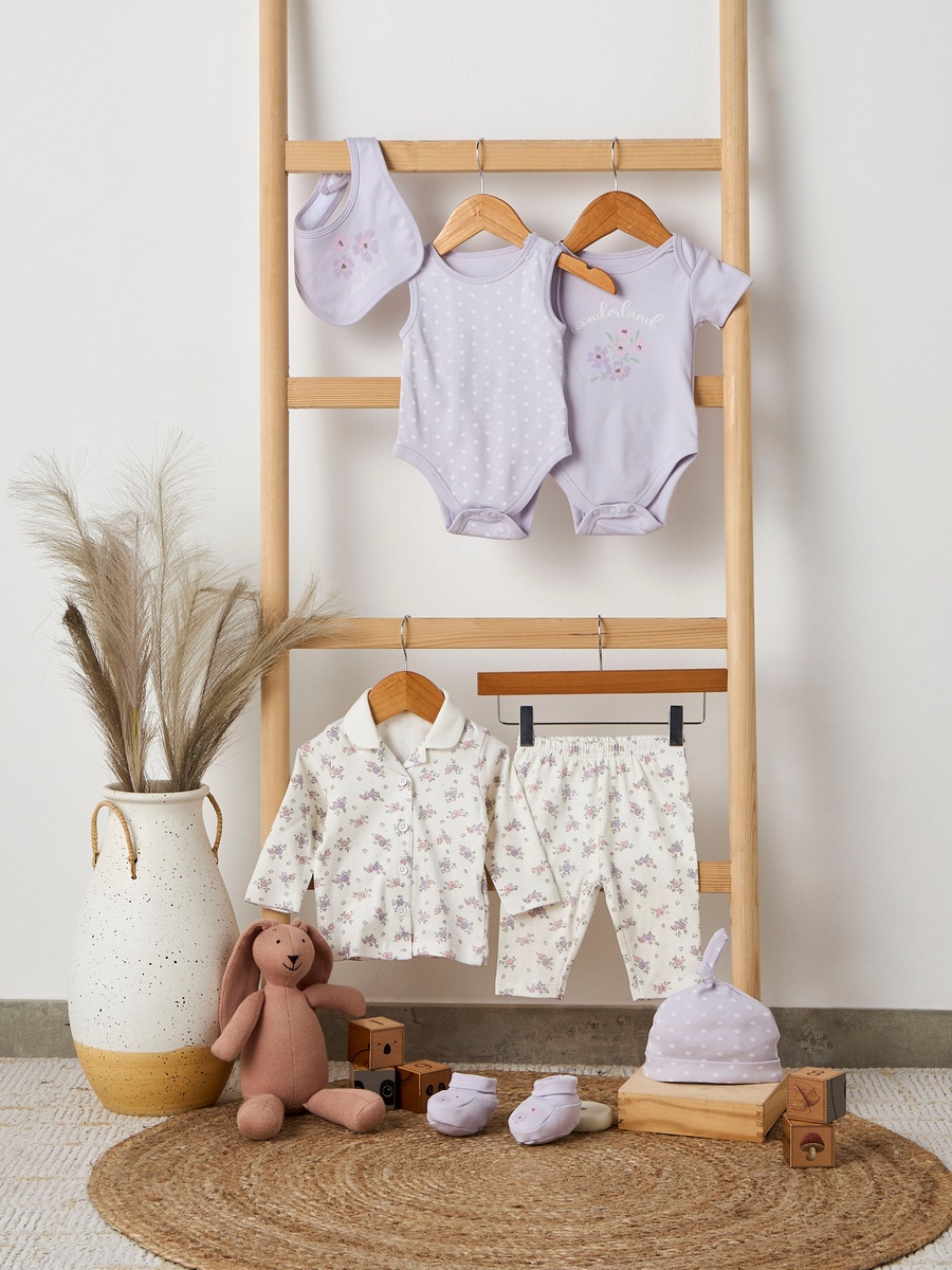 Set of 8 Clothing Gift Set with Snap Button Closure