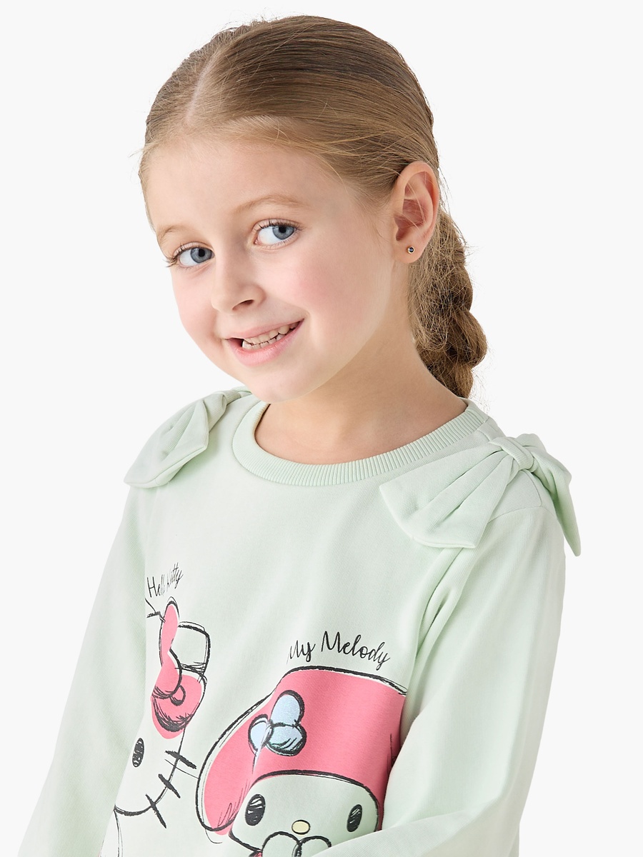 Crew Neck Long Sleeves T-Shirt with Hello Kitty and Friends Print