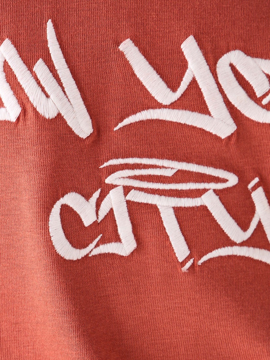 Crew Neck Short Sleeves T-Shirt with New York City Embroidery