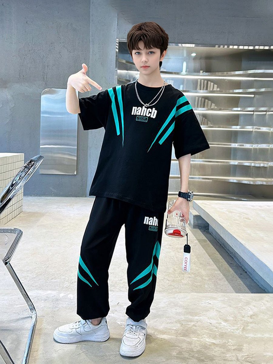 Boys Black Graphic Print T-Shirt and Pants Set