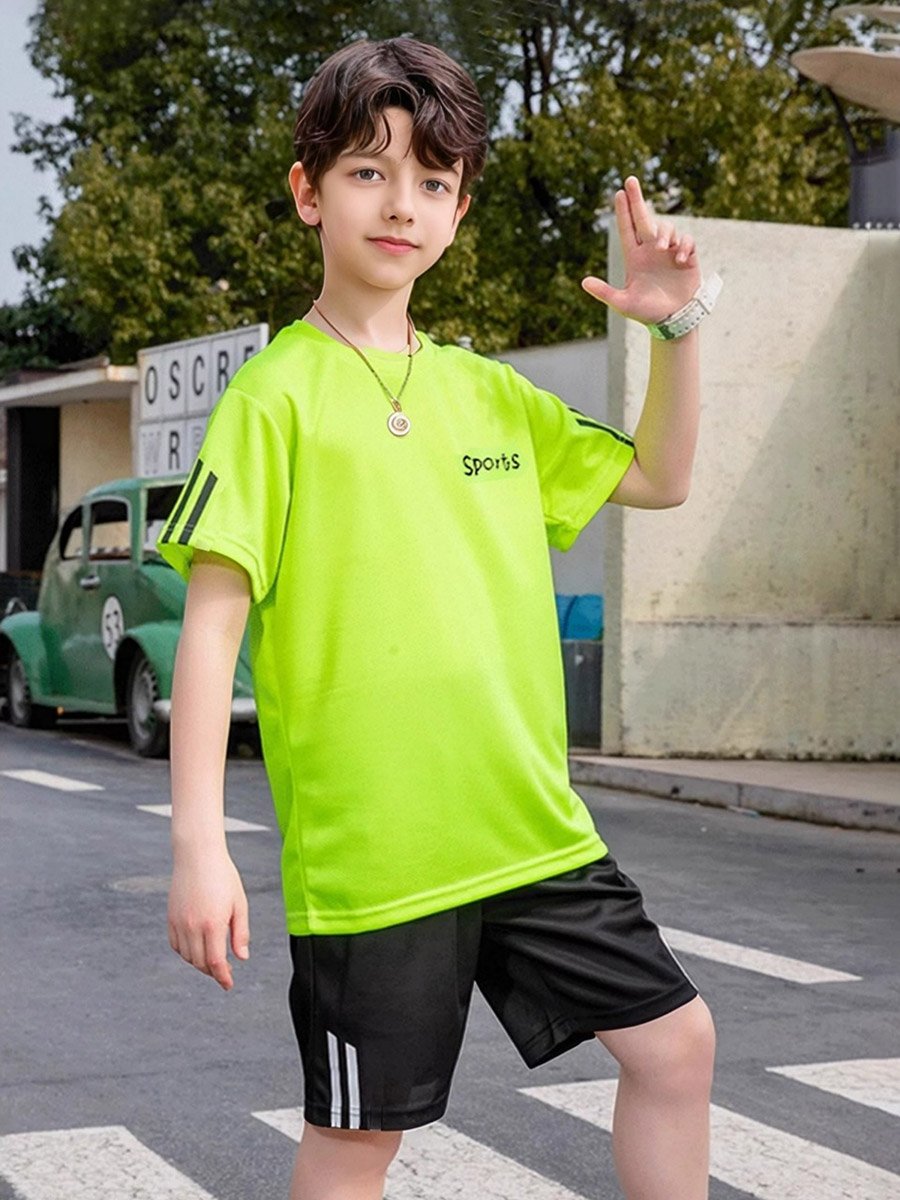 Boys Slogan Print T-Shirt and Shorts Set