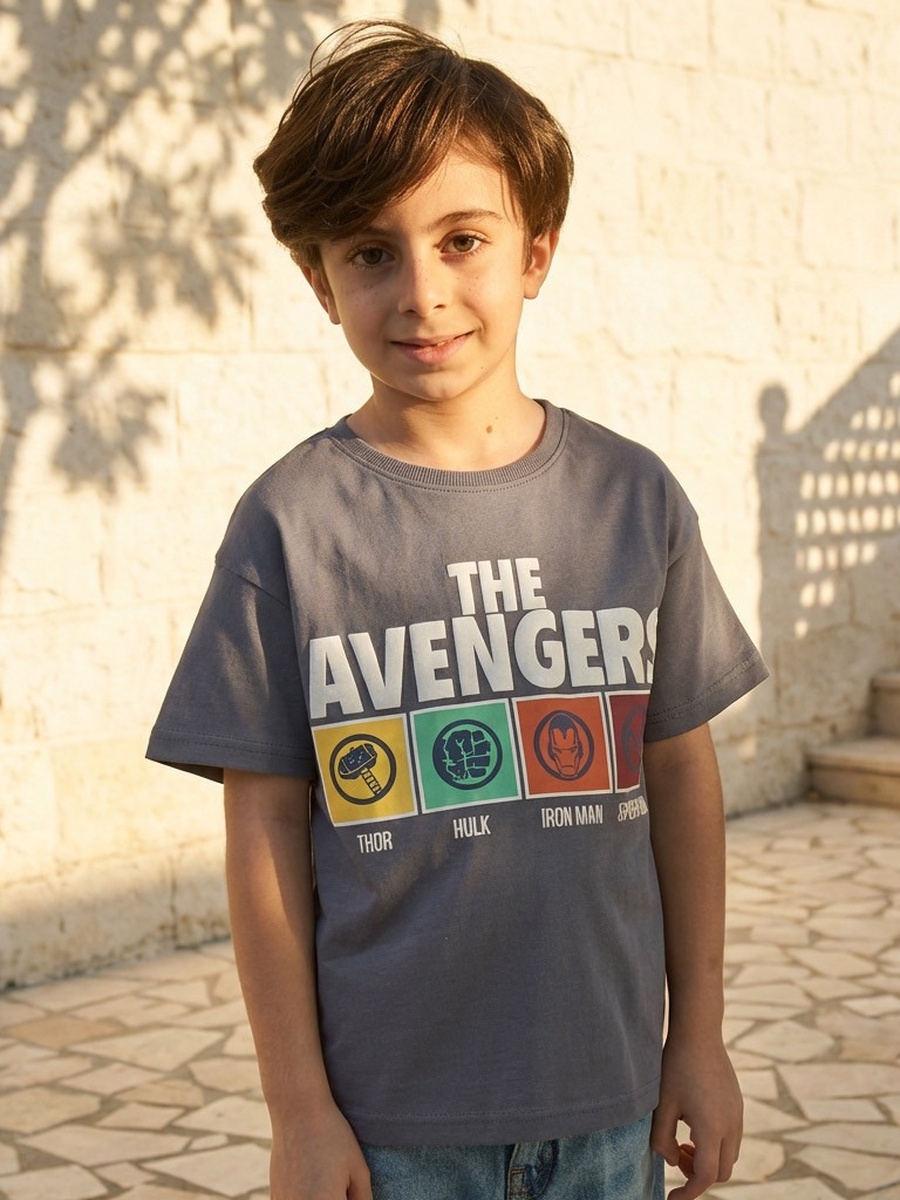 Avengers Print T-Shirt