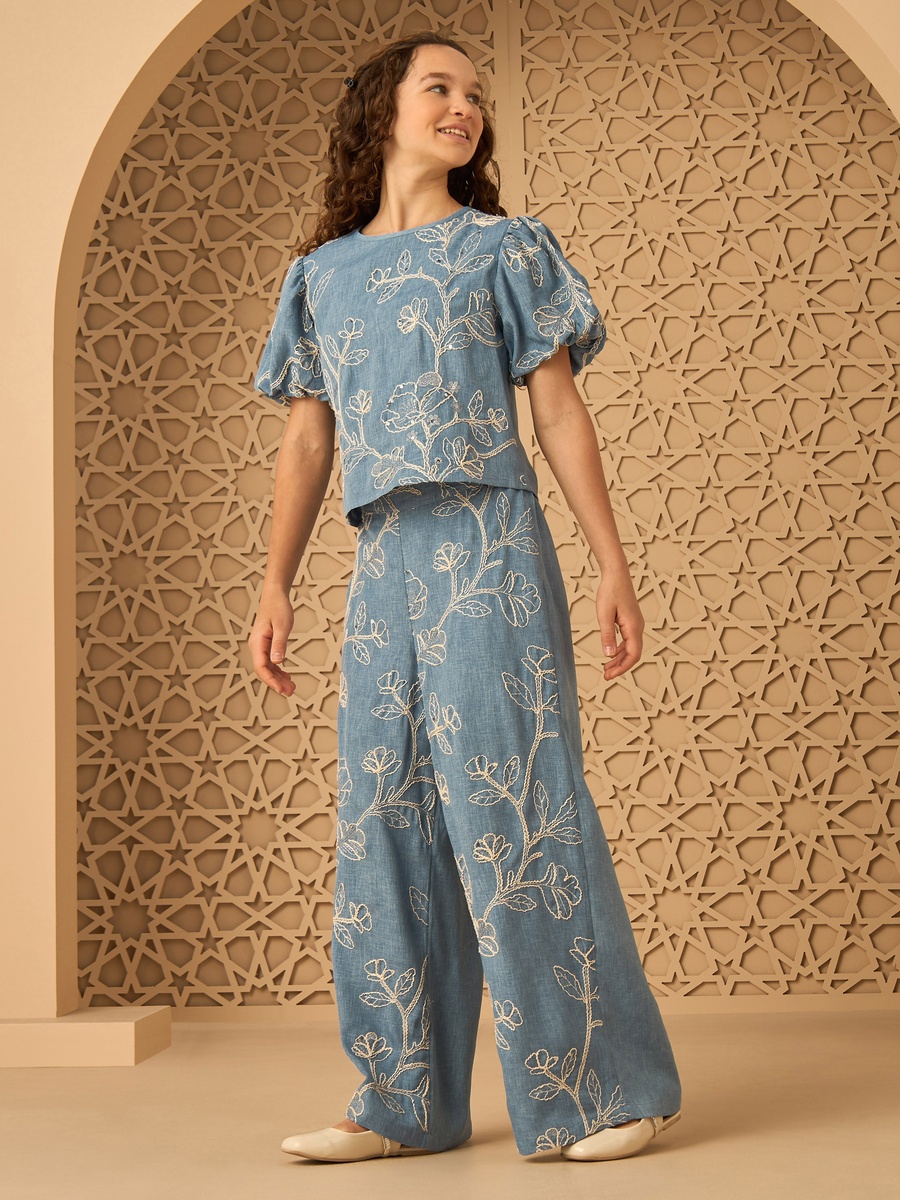 Embroidered Linen Top with Puff Sleeves