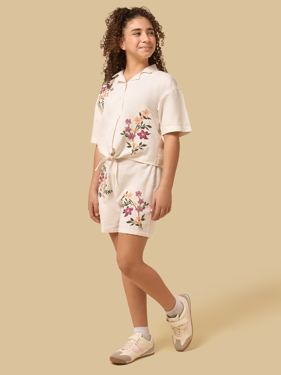 Floral Embroidered Linen Shorts