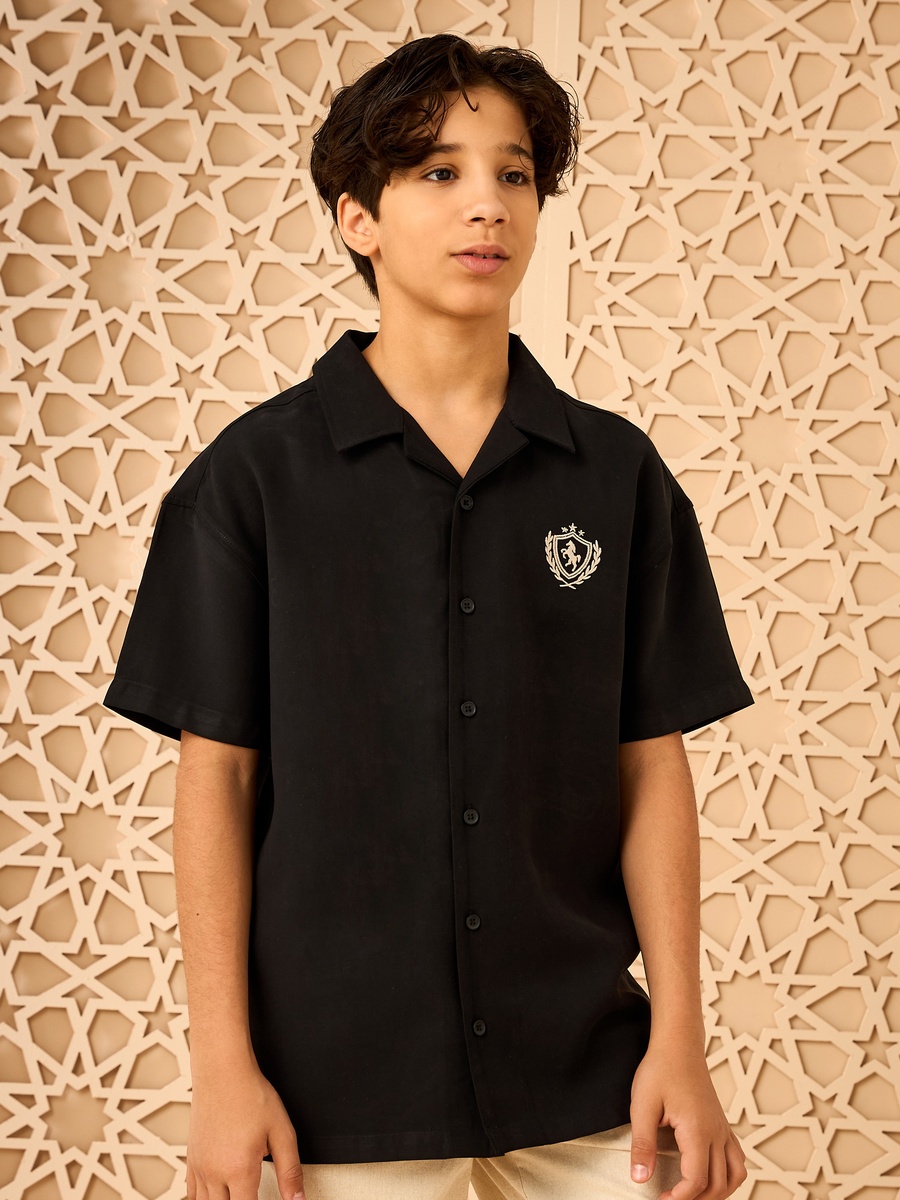 Oxford Embroidered Resort Shirt